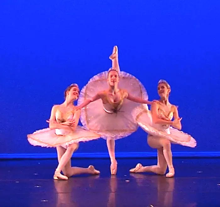 THE GREENWICH CONSERVATORY OF CLASSICAL BALLET Picture 10