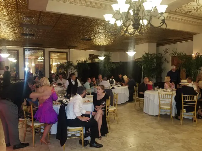 USA Ballroom Picture 8
