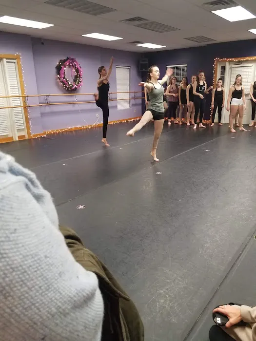 Dance Factory Picture 4