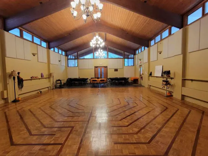 Ludo's Ballroom Picture 6