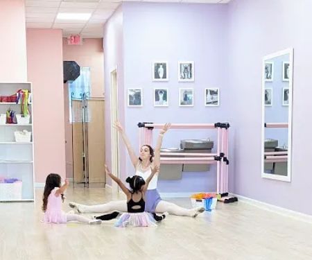 Tutu School Commack