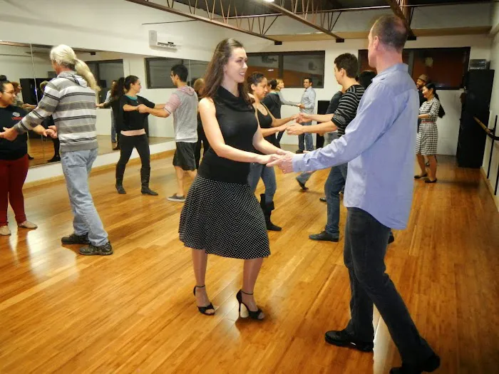 Latin Moves Dance Studio Picture 4