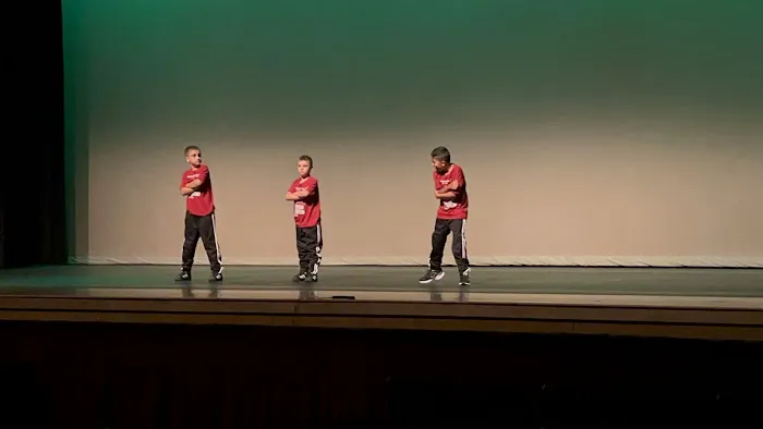 Turn It Out Dance Picture 1