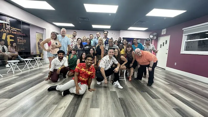 VF Dance & Fitness Picture 3