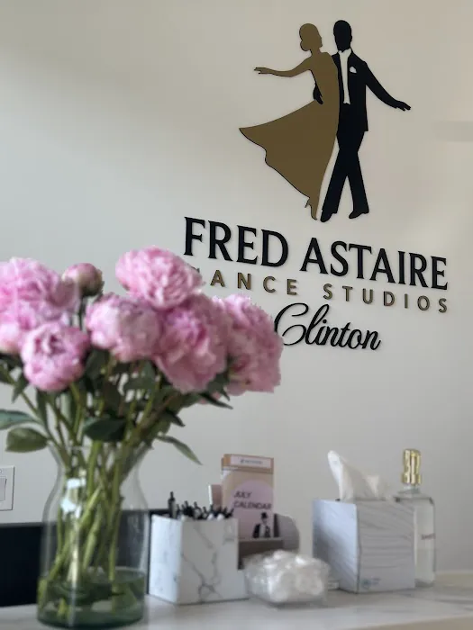 Fred Astaire Dance Studios - Clinton Picture 1