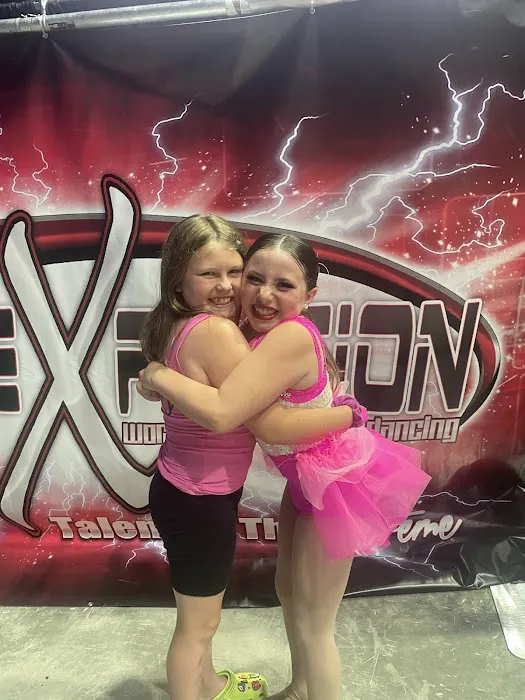 M'Lanie Hunter Dance Picture 9