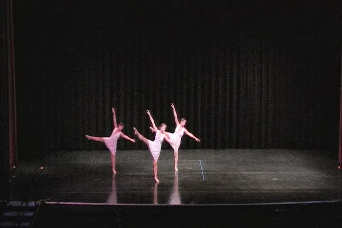 Sunshine Dance Studio Picture 1