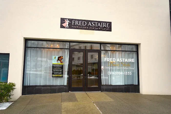 Fred Astaire Dance Studios Picture 1