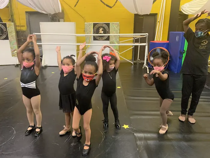 3-D Dance Studios Picture 4