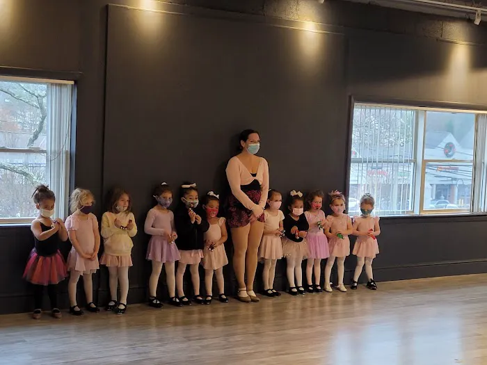Steps Dance Studio Picture 1