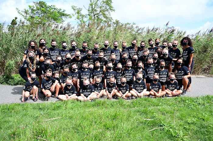 First Class Dance Academy Picture 6
