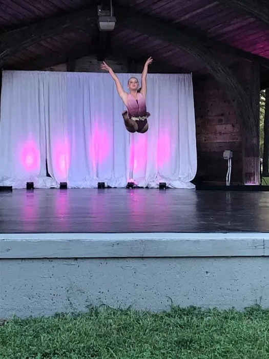 Denise Daniele Dance Center Picture 5