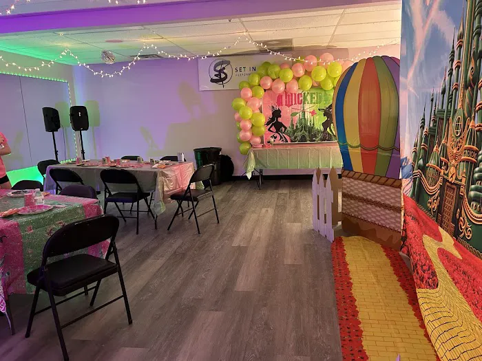 Set in Stone Performing Arts Studio Picture 8