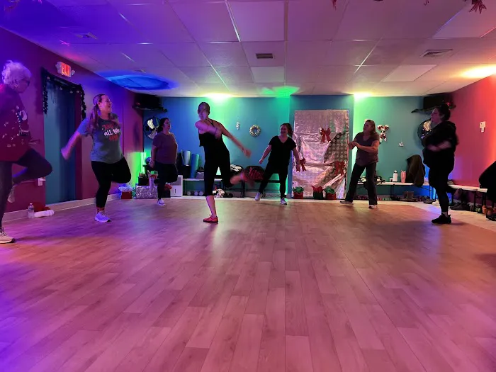 Cruz’s Dance Fitness & Athletic Studio Picture 7