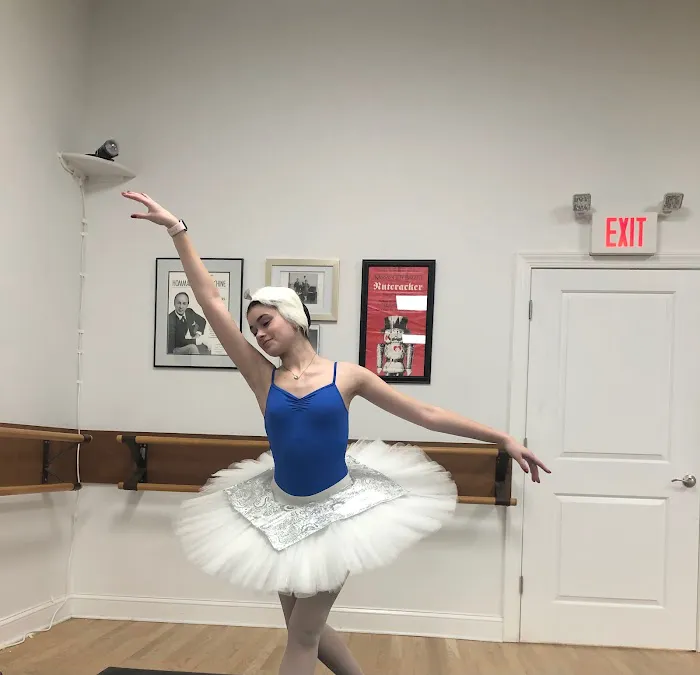 Julie Caprio Ballet Picture 9
