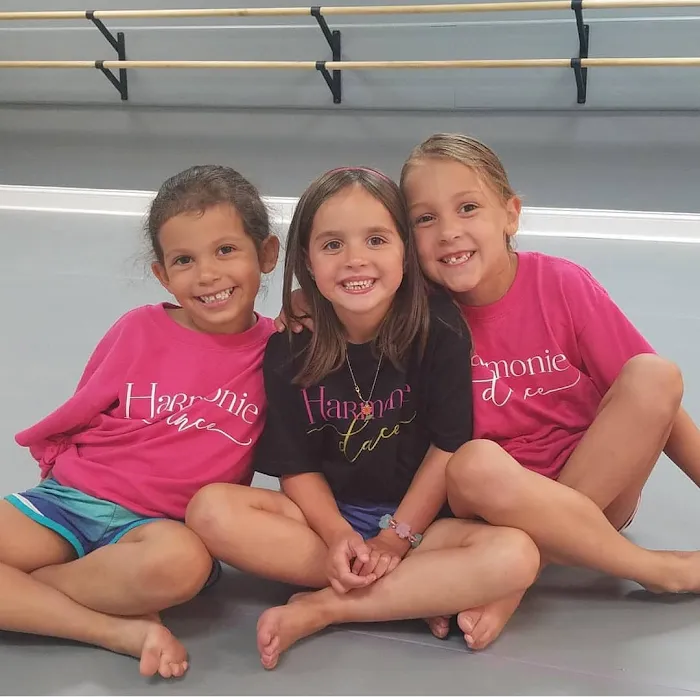 Harmonie Dance Picture 9