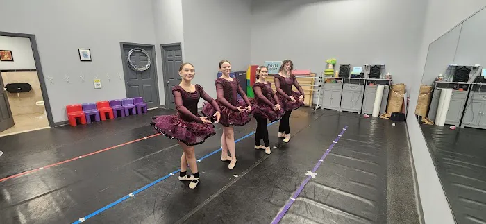 Wright Dance Studio Picture 6