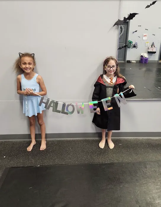 Wright Dance Studio Picture 9