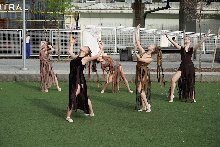 Mill Ballet School Picture 4
