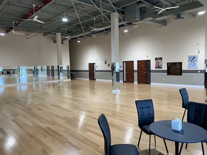 Fred Astaire Dance Studios - Newtown Picture 2