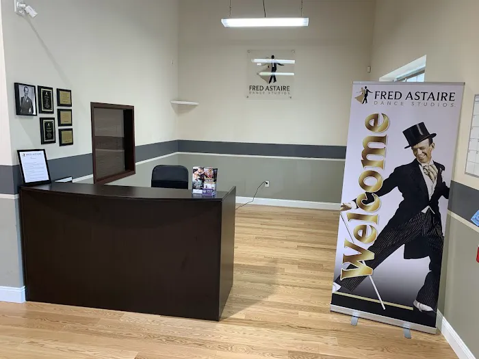 Fred Astaire Dance Studios - Newtown Picture 9