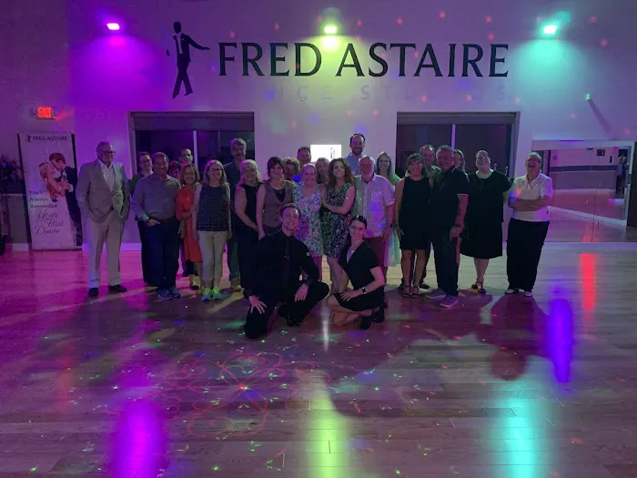 Fred Astaire Dance Studios - Newtown Picture 6