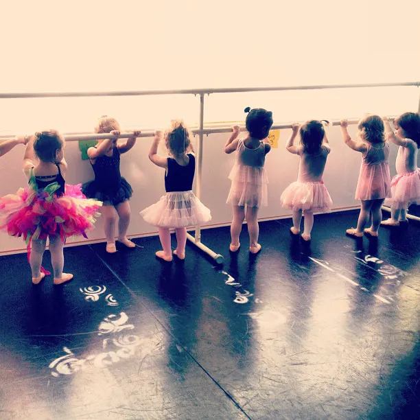 En Avant School of Dance Picture 3