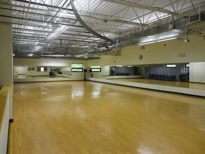 Vitti's Dance Studio Picture 5