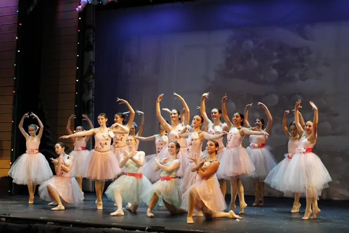 Roseland Dance, Oakdale Picture 8