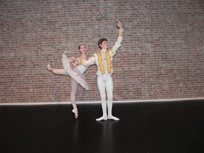 Norwalk Metropolitan Youth Ballet Picture 6