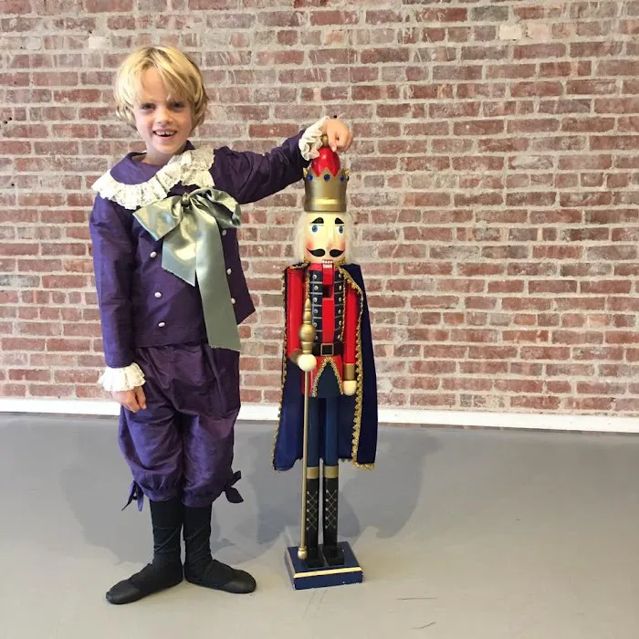 Norwalk Metropolitan Youth Ballet Picture 4