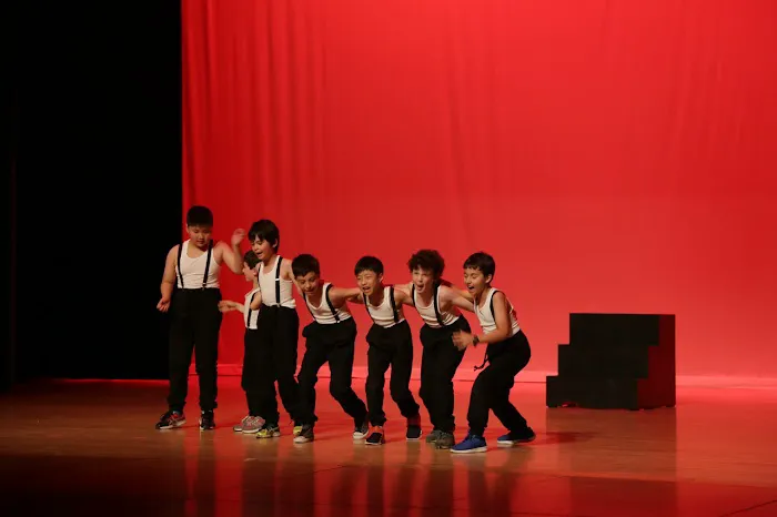 The Dance Collective Picture 5