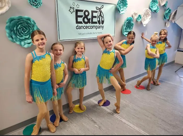 E&E DANCE COMPANY Picture 2