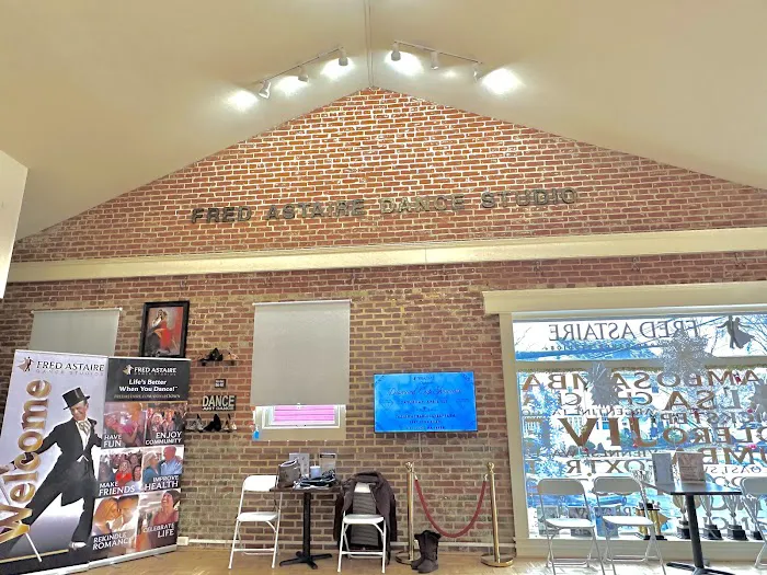 Fred Astaire Dance Studio - Doylestown Picture 3