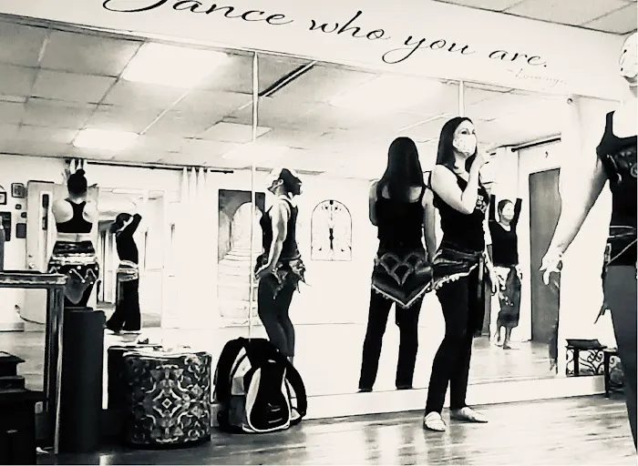 MoonGypsy Dance studio Picture 2