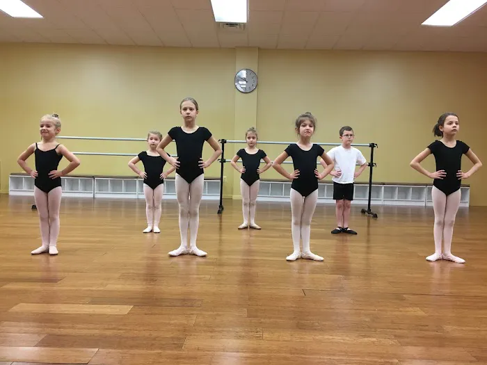 Rakova Ballet School Picture 3