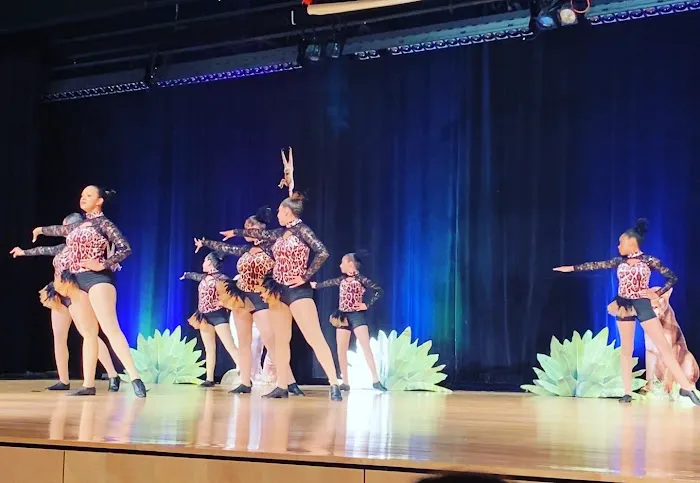 ELY DANCE STUDIO Picture 5