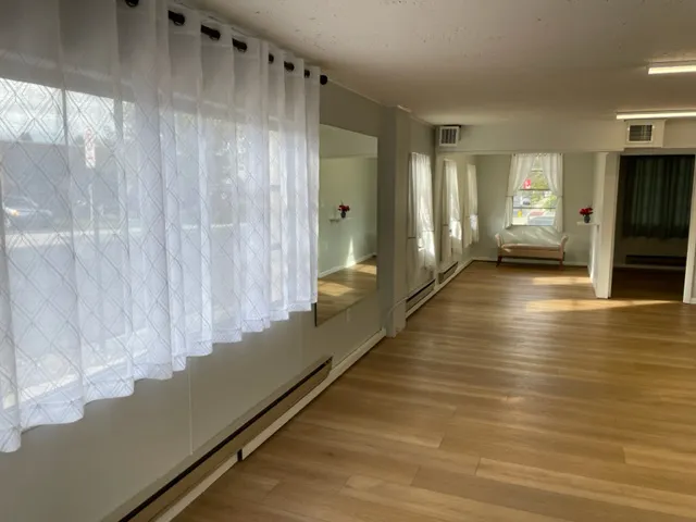 The Dance Dietitian Ballroom Dance & Wellness Center Picture 4