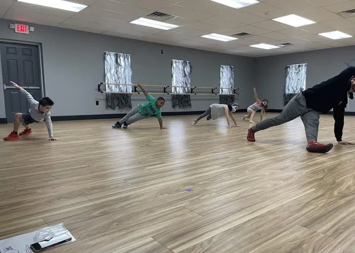 Hudson Valley's Best Dance Picture 8