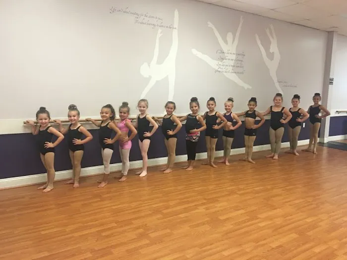 Gina Marie'z Academy of Performing Arts, LLC Picture 1