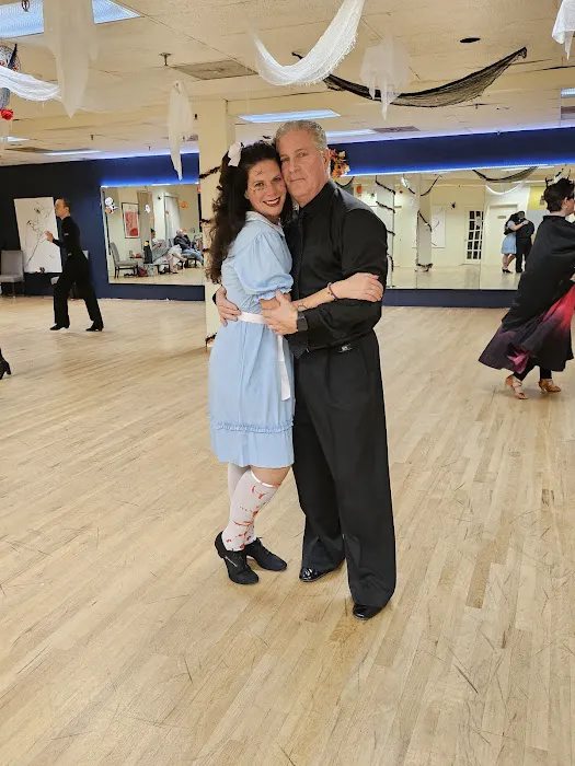 Arthur Murray Dance Studio Picture 4