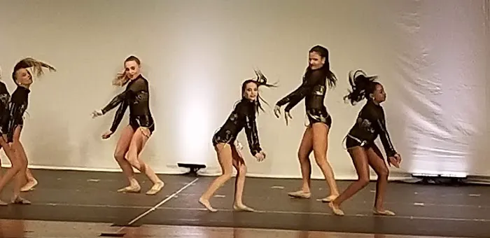 On The Edge Performance Center Picture 3