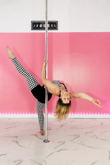 Shimmy Shimmy Dance Studio Picture 1