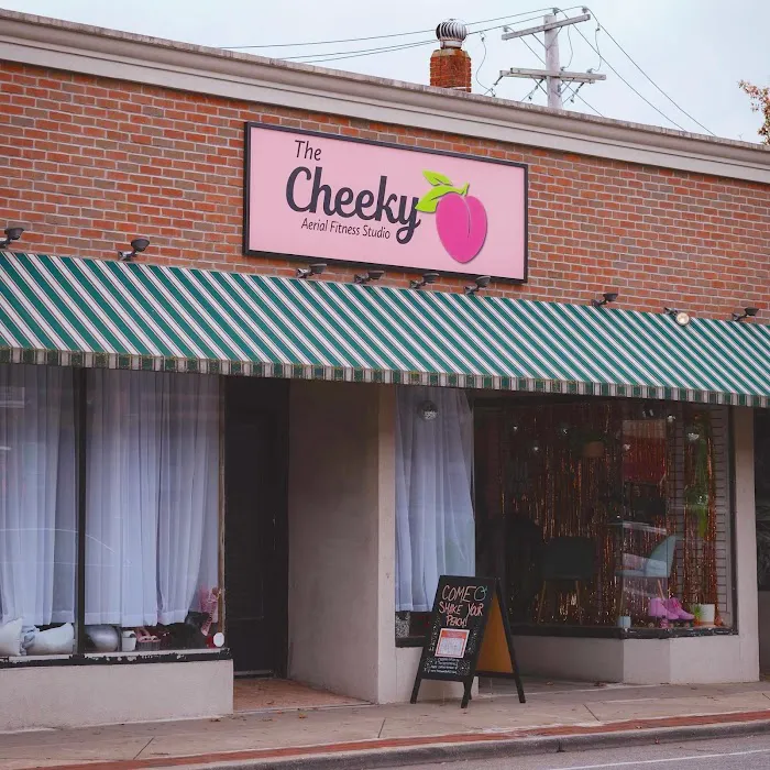 The Cheeky Peach Patchogue Picture 6