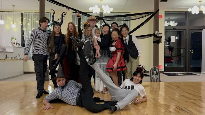Fred Astaire Dance Studios Picture 3