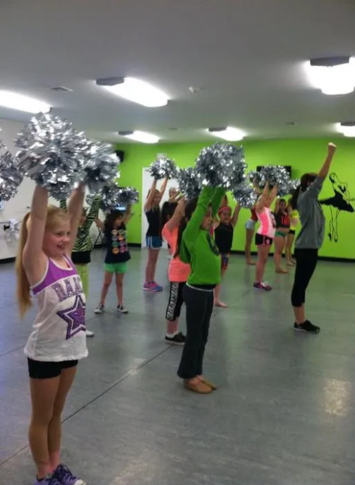 Elements Dance Factory Picture 8
