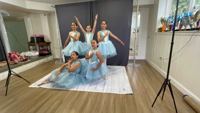 Ritmos Unidos Dance Studio Picture 3
