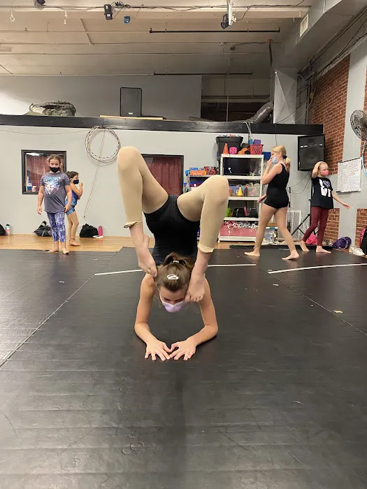 Stepping Stone Dance Studio Picture 2