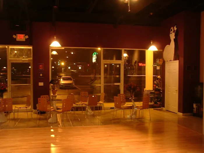 Top Hat Dance Studio Picture 4