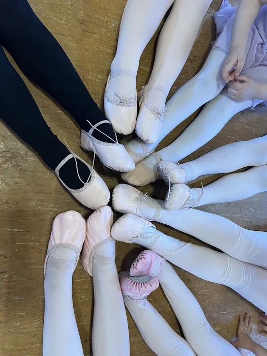 Velez Studio of Dance Picture 2
